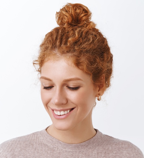 15 Best and Cute Medium Curly Hairstyles for Women