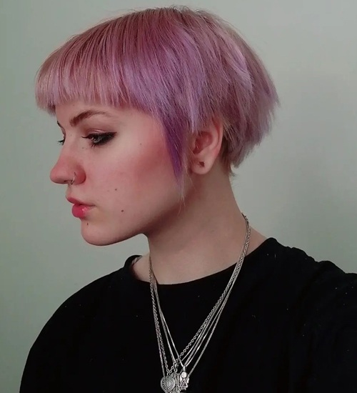 15+ Trendy Short Hairstyles with Bangs for Fresh Look 2025