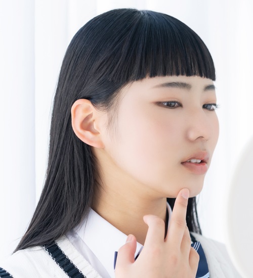 Bangs Hair: 30 Different High-Styled Fringe Haircuts Ideas