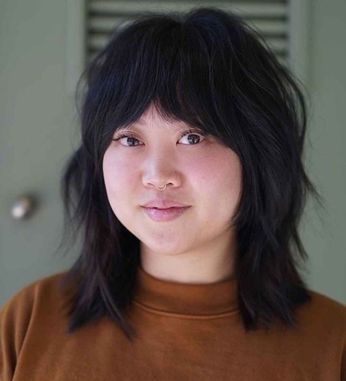 25 Perfect Hairstyles for Round Face Shape Female