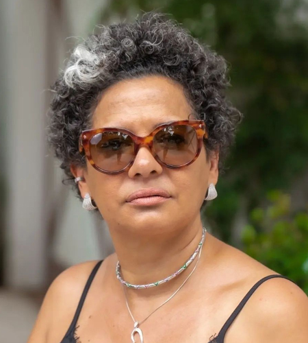 20 Best Hairstyles for Women with Big Faces | I Fashion Styles