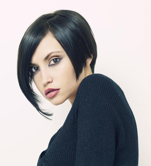 10 Latest Fringe Hairstyles for Round Face Women | I Fashion Styles