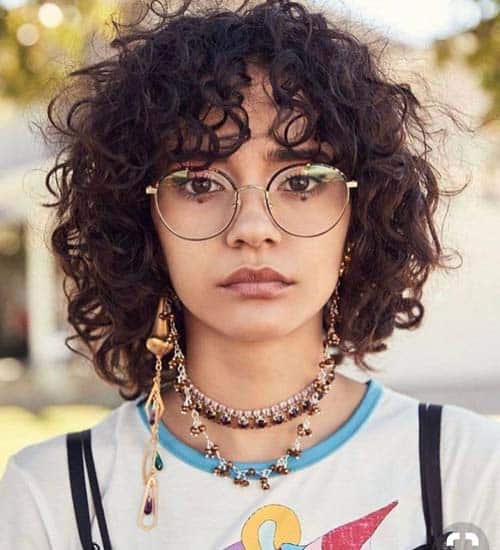 10 Latest Fringe Hairstyles for Round Face Women | I Fashion Styles