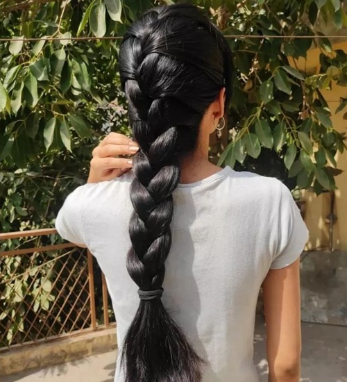 20 Simple and Different Indian Long Hairstyles for Women