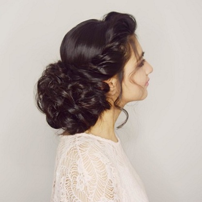 20 Simple Juda Hairstyles for Wedding Sarees and Lehengas