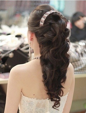 35 Latest Indian Hairstyles for Women that are Cool