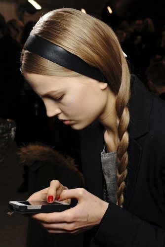 10 Best Office Hairstyles for Women with Long Hair | I Fashion Styles