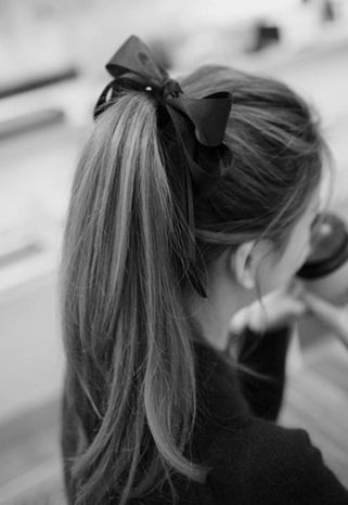 9 Best Hairstyles for Long Hair with Bow | I Fashion Styles