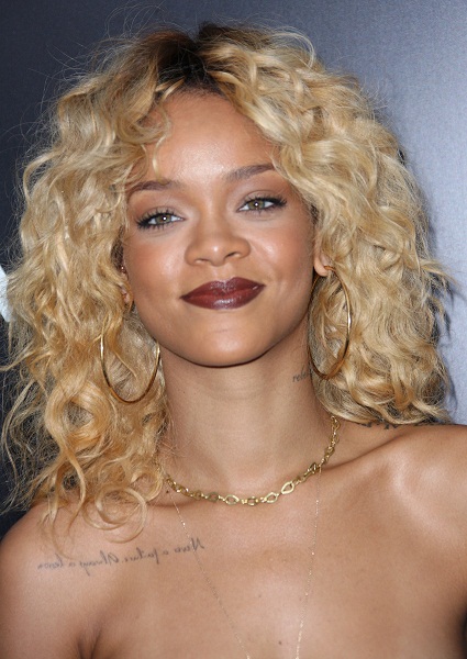 100 Cute Mid Length Hairstyles for Women with Highlights