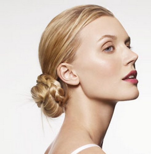 How to Do an Easy Daily Hairstyle for Medium Hair? Quick Tutorials