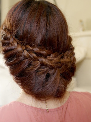 20 Easy Formal Hairstyles for Medium Hair To Try Out | I Fashion Styles