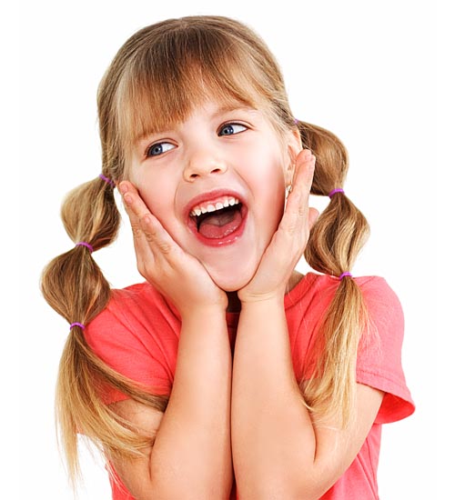 15 Youthful and Trendy Medium Haircuts for Girls | I Fashion Styles