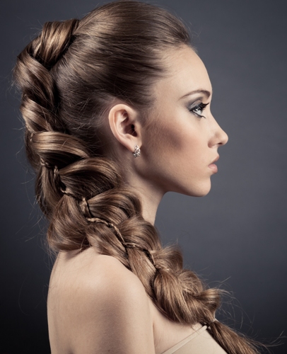 Top 9 Cocktail Hairstyles for Medium Hair | I Fashion Styles