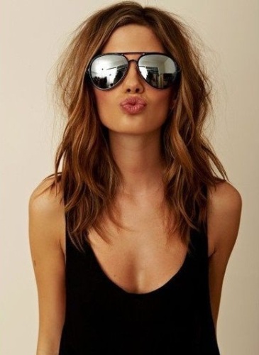 How to Style Medium Length Hair | I Fashion Styles