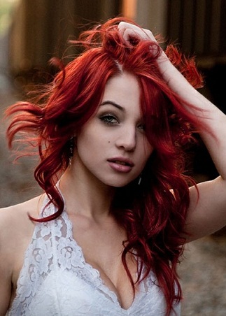 9 Best Medium Red Hairstyles with Images | I Fashion Styles