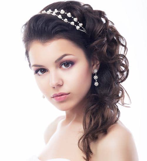 10 Latest Prom Hairstyles for Medium Length Hair | I Fashion Styles