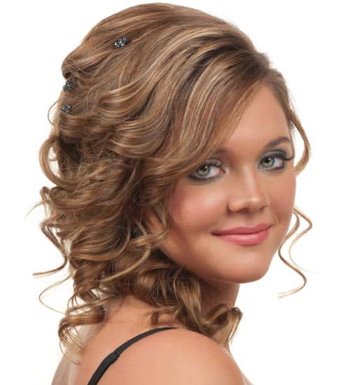 10 Latest Prom Hairstyles for Medium Length Hair | I Fashion Styles