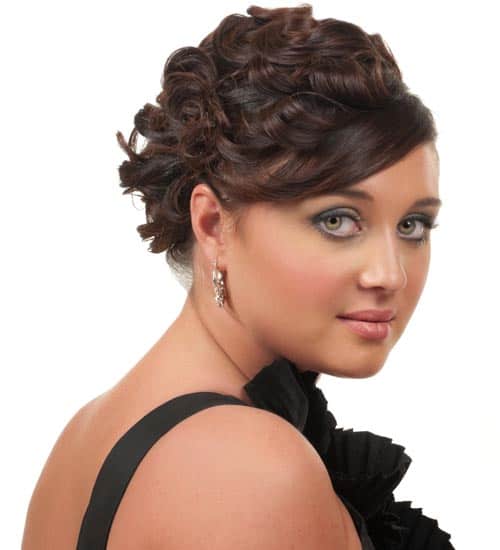 10 Latest Prom Hairstyles for Medium Length Hair | I Fashion Styles
