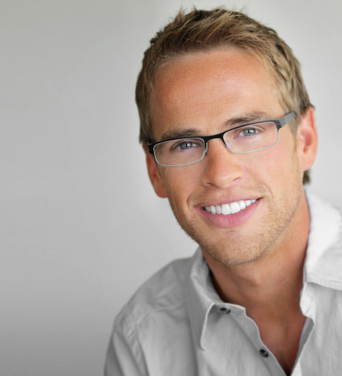 25+ Stylish Hairstyles for Men with Oval Faces 2024