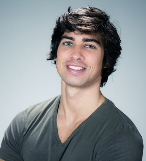 25+ Stylish Hairstyles for Men with Oval Faces 2024