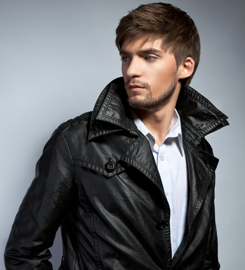 25+ Stylish Hairstyles for Men with Oval Faces 2024