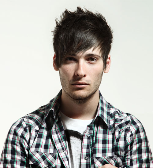 25+ Stylish Hairstyles for Men with Oval Faces 2024