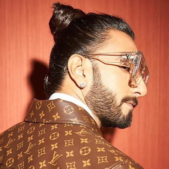 12 Fashionable Hairstyles for Men with Oblong Faces