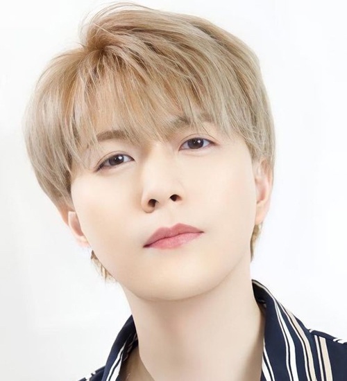 10 Trending Japanese Hairstyles And Haircuts For Men 2023