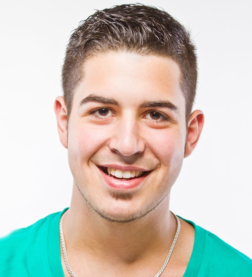 Student Hairstyles: 12 Smart Hairstyles for College Guys