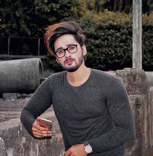 10 Best Hairstyles for Men with Square Face to Check Out | I Fashion Styles