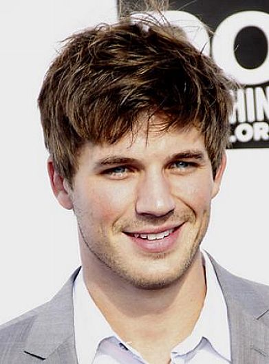 Curly Hair Men: 30 Best Hairstyles for Guys with Curly Long Hair