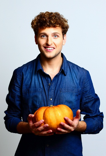 Curly Hair Men: 30 Best Hairstyles for Guys with Curly Long Hair