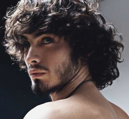 Curly Hair Men: 30 Best Hairstyles for Guys with Curly Long Hair