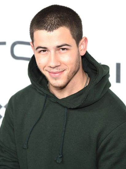 12 Stunning Hairstyles for Small Face Men | I Fashion Styles