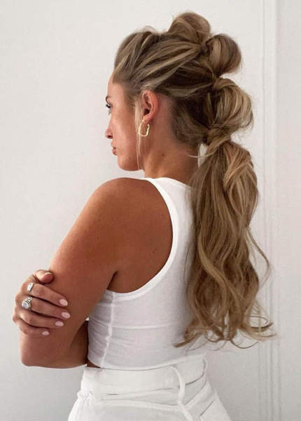20 Gorgeous Messy Ponytail Styles for Every Occasion