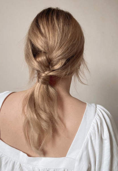 20 Gorgeous Messy Ponytail Styles for Every Occasion