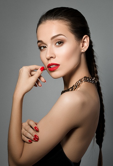 Top 9 Chic Ponytail Hairstyles for a Stylish Look: Give Them a Try!