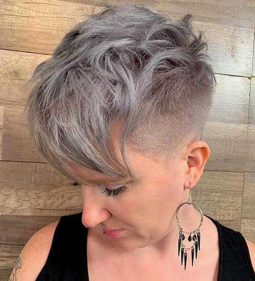 25+ Youthful Short Haircut Styles for Women Over 50
