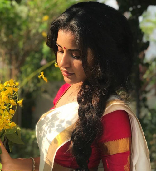 15 Impressive South Indian Hairstyles for Girls | I Fashion Styles