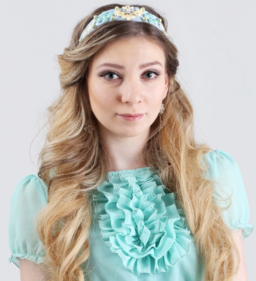 80 Crazy and Different Hairstyles for Girls to Look Cute