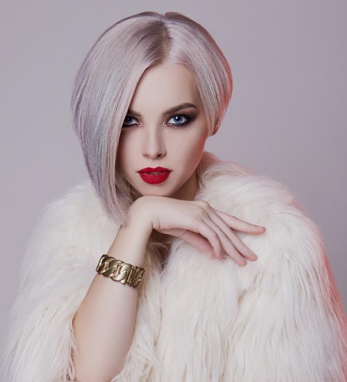 Snow Hairstyles: 10 Latest Women&#039;s Hairstyles for Winter Hats