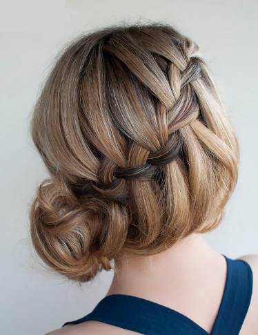 9 Easy and Pretty Updos for Long Hair with Images | I Fashion Styles