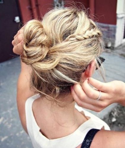 15 Latest and Easy Updo Hairstyles for Medium Hair