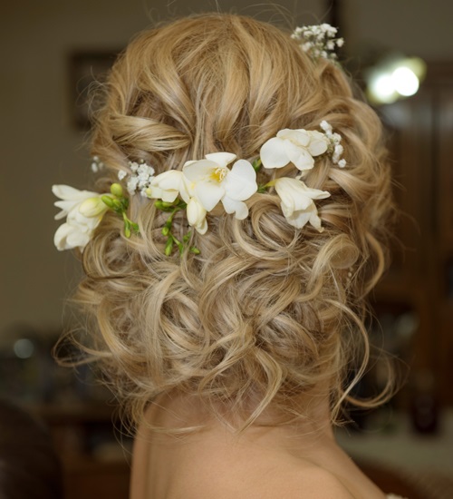 35 Easy and Beautiful Updo Hairstyles for All Hair Types