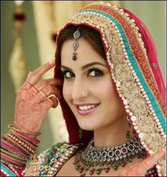 9 Best Bollywood Bridal MakeUp Looks | I Fashion Styles