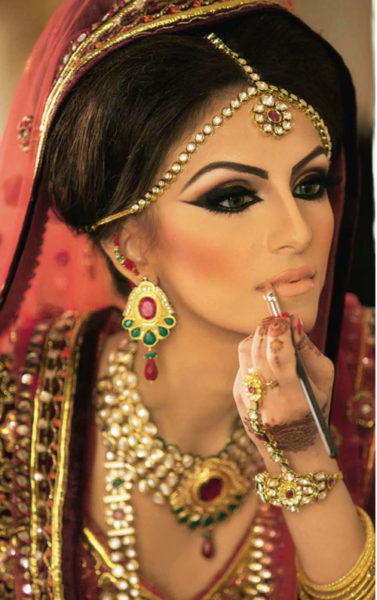 How to Do Pakistani Bridal Makeup? | I Fashion Styles