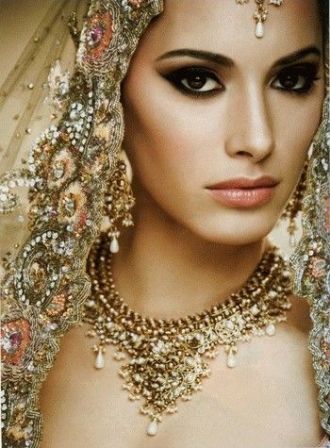 30 Trending Wedding Day Makeup Looks for Indian Bride 2023