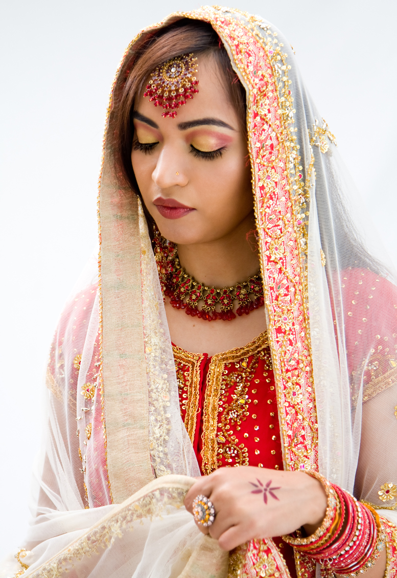 How to do Bengali Bridal Makeup? | I Fashion Styles