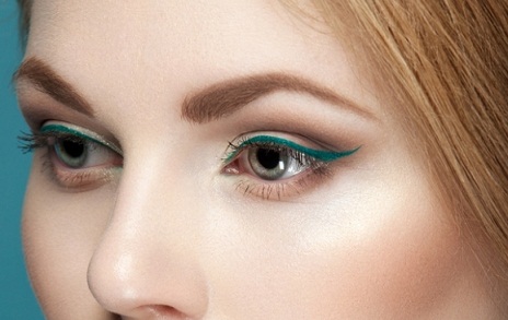 How To Pick The Right Colored Eyeliner For Your Eye Color ?