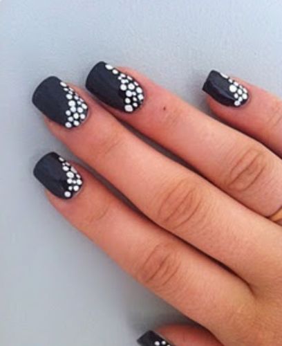 15 Black and White Nail Art Ideas for Any Occasion In 2023